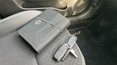 Nissan Juke 1.0 DiG-T N-Connecta 5dr Petrol Hatchback